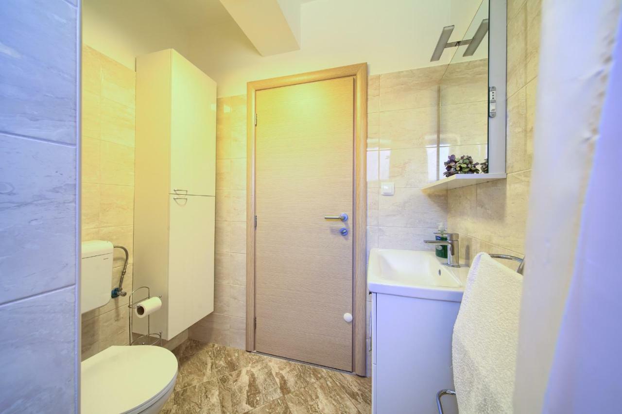 Stela Apartment Pinezici  Exterior photo